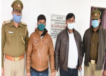 aligarh-city-criminal-caught-cheating-hundreds-of-people-by-creating-fake-paytm-account