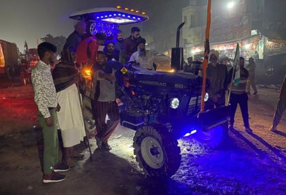 ghaziabad-antiagricultural-laws-are-themselves-getting-disturbed-due-to-the-overnight-hustle