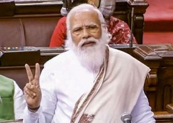 pm-modi-said-country-has-new-community-andolan-jivi-who-are-spotted-in-every-protest