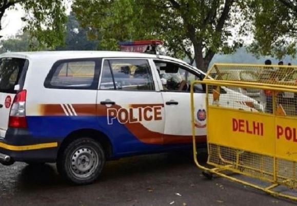 दिल्ली पुलिस जवान खुदकुशी