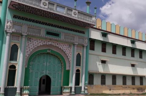 noida-gangster-nizam-building-madrasa-on-cemetery-land-investigation-begins
