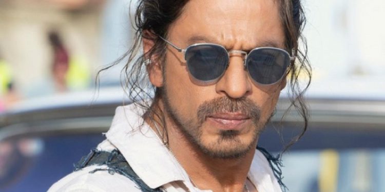 Shah Rukh Khan Death Threat: किंग खान पर खतरा! मिली जान से मारने की धमकी।