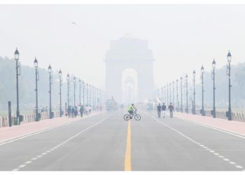 Delhi Pollution: दशहरा के बाद दिल्ली में बिगड़ेंगे हालात, सांस लेना होगा दुश्नवार, गोपाल राय का आया बयान।