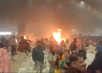 Kerala Blast: केरल में मचा हड़कंप ईसाइयों की सभा में सीरियल ब्लास्ट, चीख पुकार के बीच गई जान, कई घायल !