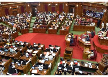 UP Assembly Winter Session 2023: डेंगू के बढ़ते मामलों को लेकर सदन में बहस, वित्त मंत्री ने पेश किया बजट..