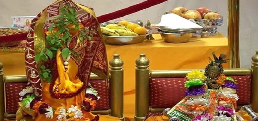 Tulsi ViVah 2023: इस दिन है तुलसी विवाह, इन मंत्रों का जाप करने से आपके भी बिगड़े काम बनेगें। 