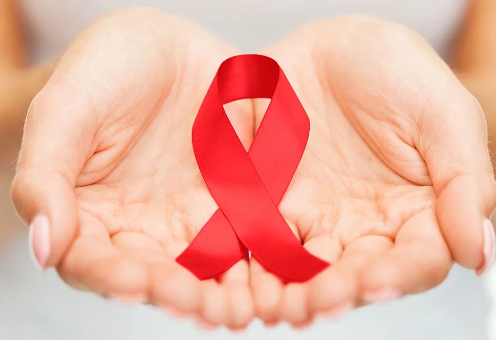 World Aids Day: क्यों मनाते है वर्ल्ड एड्स डे, पढ़िए Aids से जुड़ी सारी जानकारी। 