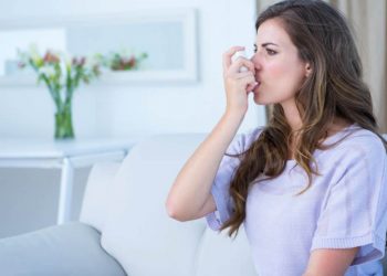 Health Tips: सर्दियों में अस्थमा अटैक से बचने के लिए अस्थमा मरीज रखें इन बातों का ख्याल।
