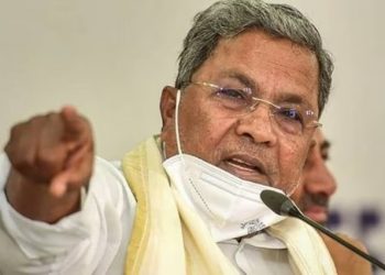 Karnataka: 'हिंदुत्व, हिंदुत्व क्या होता है..', कर्नाटक सीएम सिद्धारमैया ने बीजेपी पर कसा तंज!