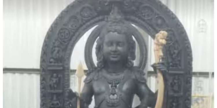 Ram Mandir Ayodhya: रामलला की पूरी तस्वीर आई सामने, देख हो जाएंगे मंत्रमुग्ध!