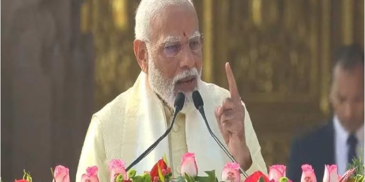 PM Modi: "सियावर रामचंद्र की जय...", अयोध्या में संबोधन के दौरान भावुक हुए PM मोदी बोले, 'हमारे रामलला टेंट में नहीं रहेंगे..'
