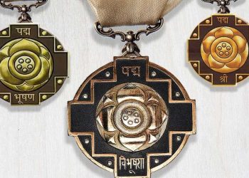 Padma Vibhushan: केंद्र सरकार ने किया पद्म पुरस्कार का ऐलान, वेंकैया नायडु और मिथुन चक्रवर्ती समेंत इन को मिलेगा सम्मान।