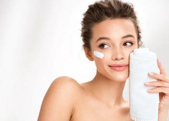 Skincare: अपनी त्वचा का ऐसे रखें ख्याल, अलग-अगल त्वचा के लिए विभिन्न टिप्स, जानें...