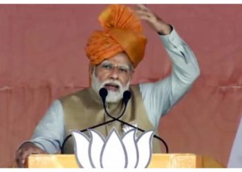 PM Modi: 'कांग्रेस परिवारवाद, भ्रष्टाचार और तुष्टिकरण से आगे सोच ही नहीं पाती' PM मोदी ने छत्तीसगढ़ में किया संबोधन
