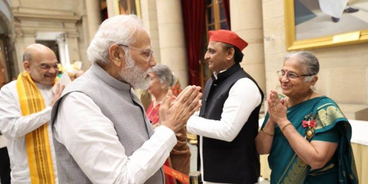 Sudha Murthy: द्रौपदी मुर्मू ने सुधा मूर्ति को राज्यसभा के लिए मनोनीत किया, PM मोदी ने ट्वीट कर दी बधाई