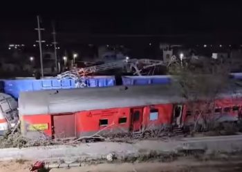 Train Accident in Ajmer: साबरमती-आगरा सुपरफास्ट और मालगाड़ी के बीच टक्कर, ट्रेन की कई बोगियां पटरी से उतरी, बचाव कार्य जारी
