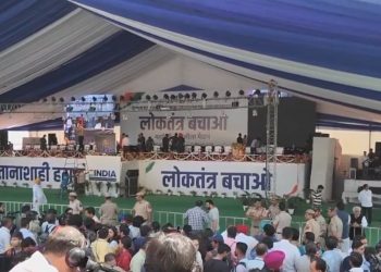 Loktantra Bachao Rally Live:INDIA गठबंधन की लोकतंत्र बचाओं रैली शुरु, BJP ने कहा- ये 'परिवार बचाओ, भ्रष्टाचार छिपाओ' रैली