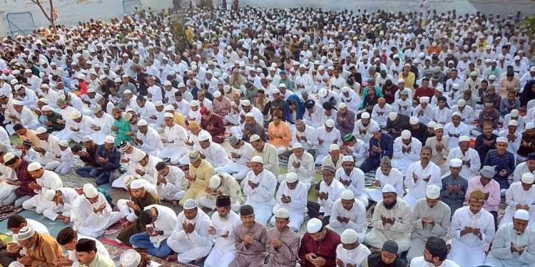 NCBC On Muslims In OBC List: कर्नाटक सरकार का बड़ा फैसला, मुसलमानों को किया OBC में शामिल