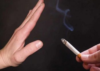Pakistan News:अचानक इस देश में सिगरेट पीना छोड़ रहे लोग! पाकिस्तान में ये क्या हो रहा है ?