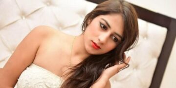 टेलीविजन डीवा हिना खान को हुआ ब्रेस्ट कैंसर, पोस्ट कर खुद जाहिर किया दर्द