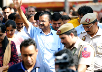 अरविंद केजरीवाल को Supreme Court से मिली जमानत खुशी से झूम उठे AAP नेता-कार्यकर्ता