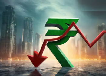 Rupee Vs Dollar: रुपया रसातल में! एक डॉलर के मुकाबले 84.50 के ऑलटाइम लो पर आई भारतीय करेंसी