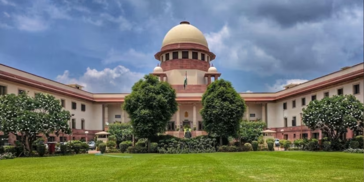 Supreme Court: आरक्षण को लेकर सुप्रीम कोर्ट का बड़ा फैसला, 2004 के फैसले को किया खारिज