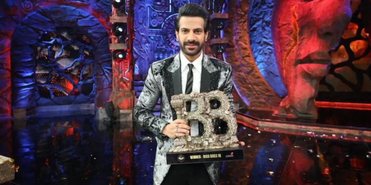 Bigg Boss 18 : करणवीर की नाम हुई ‘बिग-बॉस 18’ की ट्रॉफी, हार की बाद इमोशनल हुए विवियन 