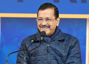 Arvind Kejriwal : किराएदारों पर मेहरबान हुए केजरीवाल, एक साथ खोल दिया वादों का पिटारा 