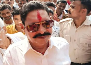 Anant Singh Case : बाहुबली अनंत सिंह ने किया सरेंडर, गैंगस्टर सोनू ने भी पुलिस के सामने तक दिए घुटने