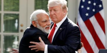 PM Modi : पीएम मोदी ने की ट्रंप से फोन पर बात, जल्द दोस्त से मिलने जाएंगे व्हाइट हाउस