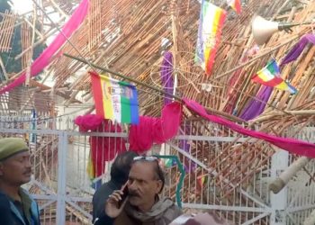 Baghpat: जैन निर्वाण महोत्सव में टूटा मंच, हादसे में 24 से ज्यादा लोग घायल