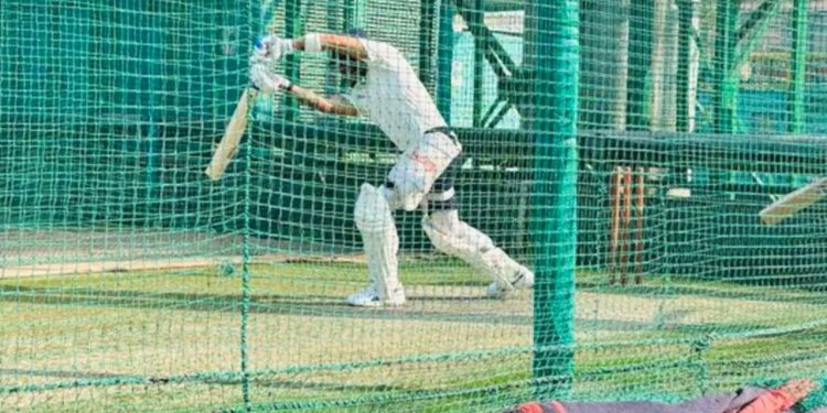 Ranji Trophy: रणजी ट्रॉफी के लिए कोहली की तैयारी हुई शुरू, जमकर कर रहे प्रैक्टिस