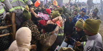 Mahakumbh Stampede : महाकुंभ भगदड़ मामला पहुंचा सुप्रीम कोर्ट, जनहित याचिका दाखिल कर लगाई गुहार 