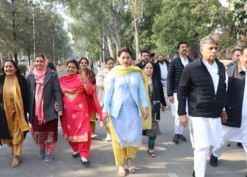 Mayor Chunav 2025: चंडीगढ़ मेयर चुनाव में AAP-कांग्रेस के साथ हुआ ‘खेला’, BJP ने मारी बाजी 