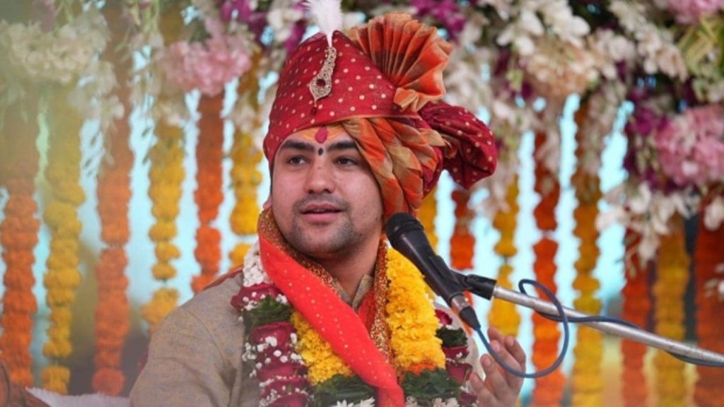 Mahakumbh Stampede: “मरेगा नहीं मोक्ष पाएगा….”, महाकुंभ भगदड़ में श्रद्धालुओं की मौत पर बोले धीरेंद्र शास्त्री 