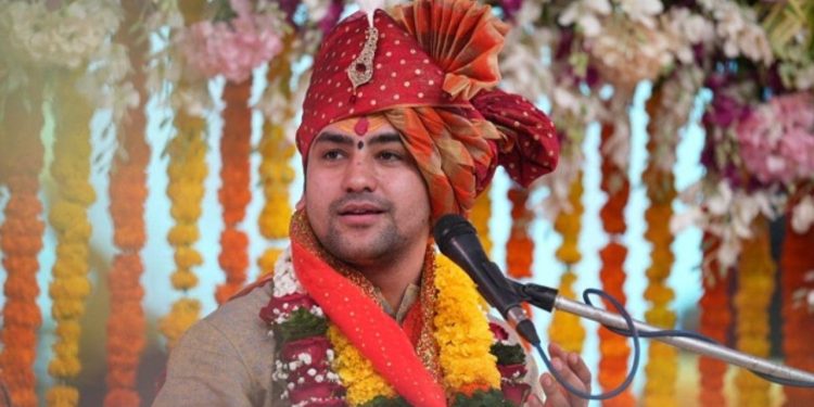 Mahakumbh Stampede: “मरेगा नहीं मोक्ष पाएगा….”, महाकुंभ भगदड़ में श्रद्धालुओं की मौत पर बोले धीरेंद्र शास्त्री 