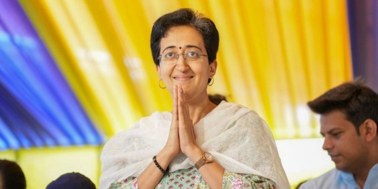 AAP News : सीएम की ‘चंदा’ वाली पॉलिटिक्स, आप ने लॉन्च किया क्राउड फंडिंग कैंपेन 