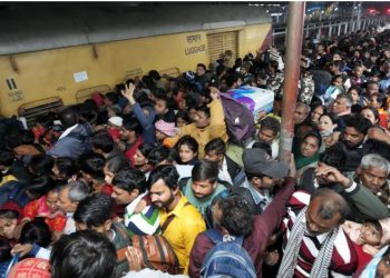 New Delhi Railway Station Stampede: नई दिल्ली स्टेशन का भयानक मंजर, भगदड़ में 18 लोगों की हुई मौत