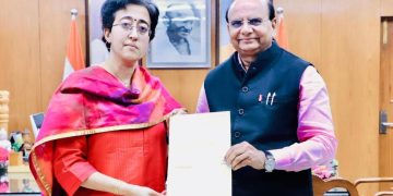 Delhi : दिल्ली में ‘आतिशी’ पारी खत्म, चुनाव में AAP की हार के बाद छोड़ा पद