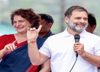 Mahakumbh 2025 : महाकुंभ में डुबकी लगाएंगे राहुल-प्रियंका, कांग्रेस के इस नेता ने की पुष्टि 