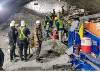 Telangana Tunnel Collapse : मज़दूरों के बेहद पास पहुंची टीम! कितनी है मजदूरों के बचने की उम्मीद? 