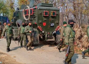 Jammu-Kashmir : जम्मू-कश्मीर में सेना की गाड़ी पर बड़ा अटैक, कई राउंड की गई फायरिंग  