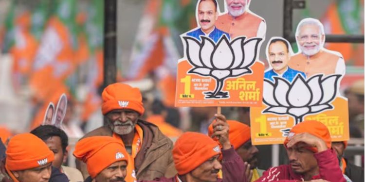 Delhi Election Results 2025: दिल्ली में हो गया ‘खेला’? चुनाव से पहले पलटी बाजी !, दिल्ली जीत गई BJP?