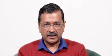 Arvind Kejriwal : दिल्ली में AAP की करारी हार पर केजरीवाल ने तोड़ी चप्पी, बोले “जनता के फैसले…” 