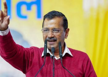 Arvind Kejriwal : AAP की हार पर केजरीवाल ने तोड़ी चुप्पी, बोले “अब ऊपरवाले की मंशा अलग…”