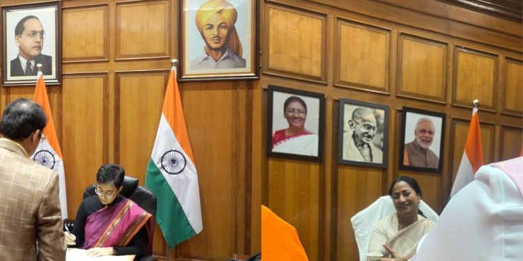 Delhi Assembly : आंबेडकर-भगत सिंह की तस्वीर हटाने को लेकर BJP पर आप का निशाना, CM रेखा के दफ्तर में अब किसकी तस्वीर ?