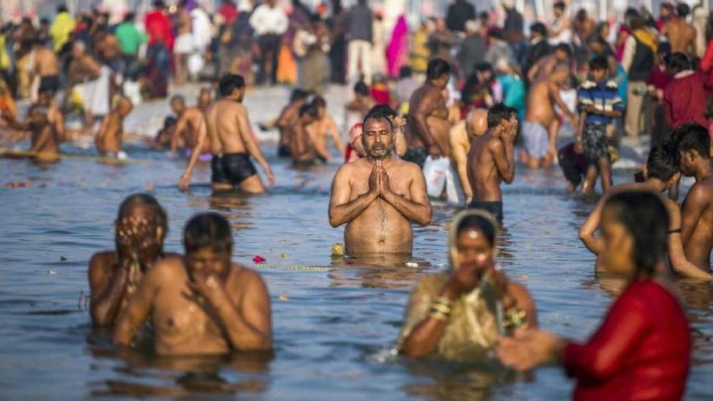 Mahakumbh 2025: ‘हर घर गंगाजल’ महाकुंभ में नहीं लगा पाए डुबकी तो न हो निराश, CM योगी कराएंगे सभी को संगम स्नान
