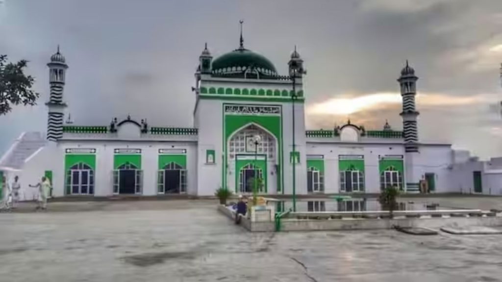Sambhal Jama Masjid : संभल जामा मस्जिद की रंगाई पर लगी रोक! अब 10 मार्च को होगा कोर्ट का