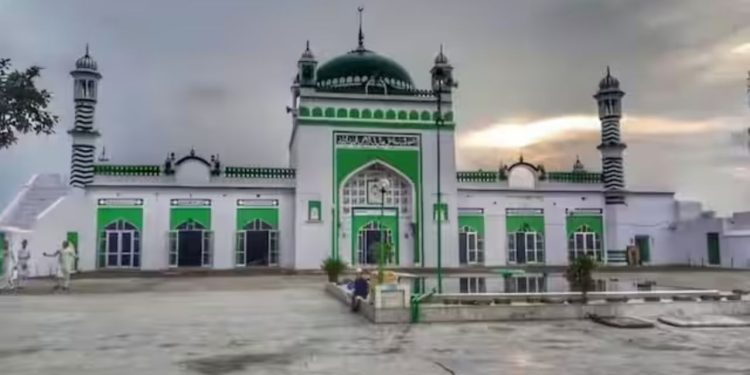 Sambhal Jama Masjid : संभल जामा मस्जिद की रंगाई पर लगी रोक! अब 10 मार्च को होगा कोर्ट का